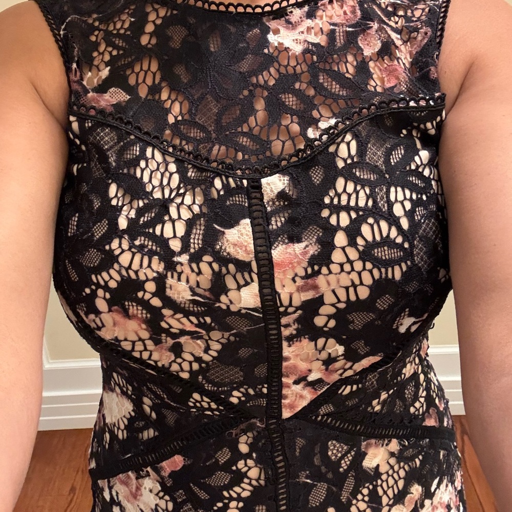 Floral Lace Sleeveless Dress